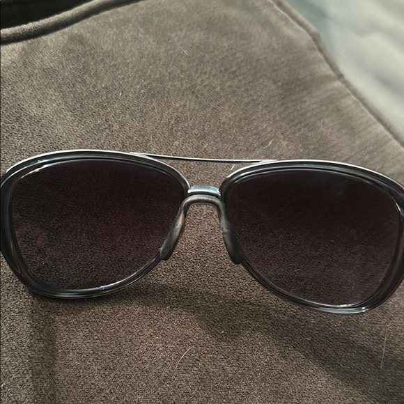 Oakley Black Sunglasses - Picture 5 of 8